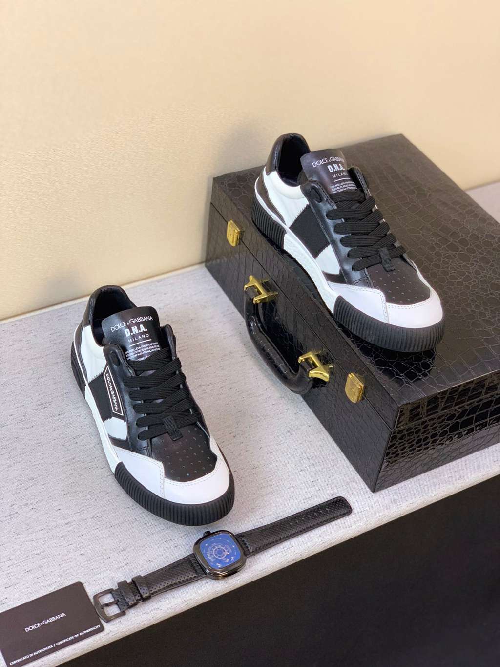 D*G sneaker